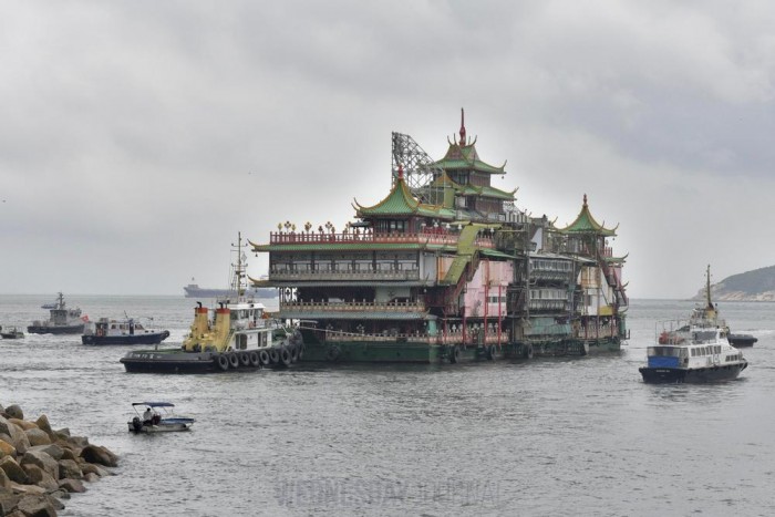 점보 레스토랑의 침몰.jpg