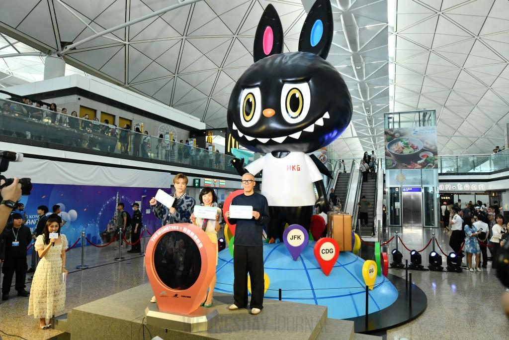 공항 라부부.jpg