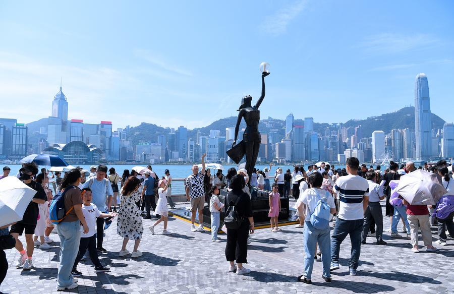 국경일 황금 주간, F&B 산업 10% 성장 예상.jpg