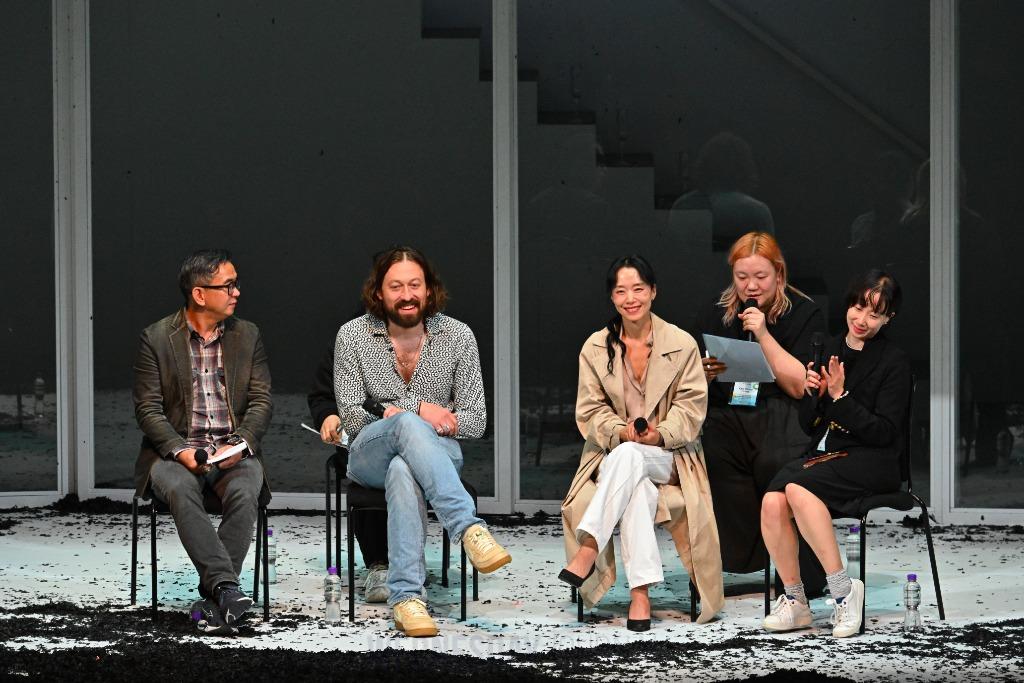 전도연 홍콩 관객, 한국인가 싶을만큼 즉각적 반응…신기했죠.jpg