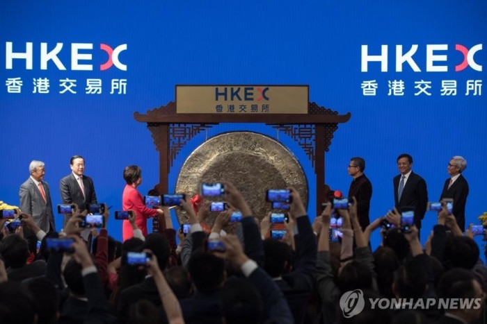 홍콩증시 상장 신청 역대 최다…