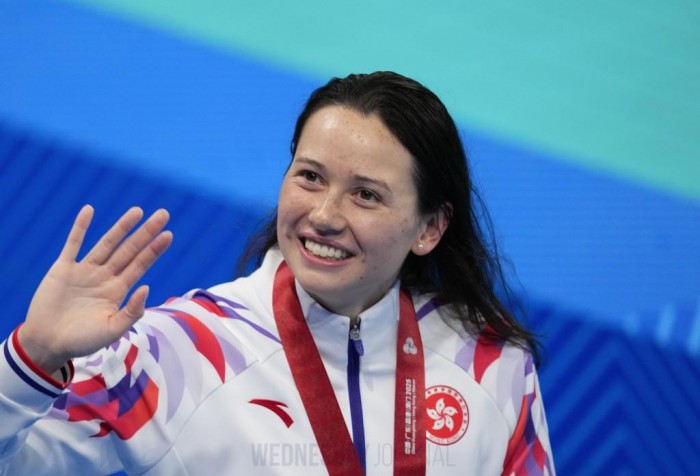 수영 금메달.jpg