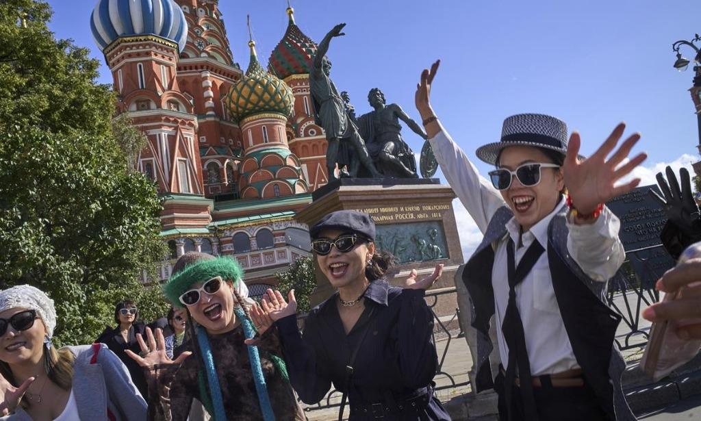 中-러 상호 무비자 입국 허용…중국인 러 관광 급증 전망.jpg