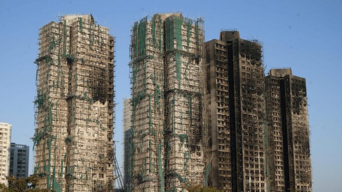 [포맷변환]홍콩 정부, 왕푹코트 재개발 어렵다...화재 피해 주민들 반발.jpg