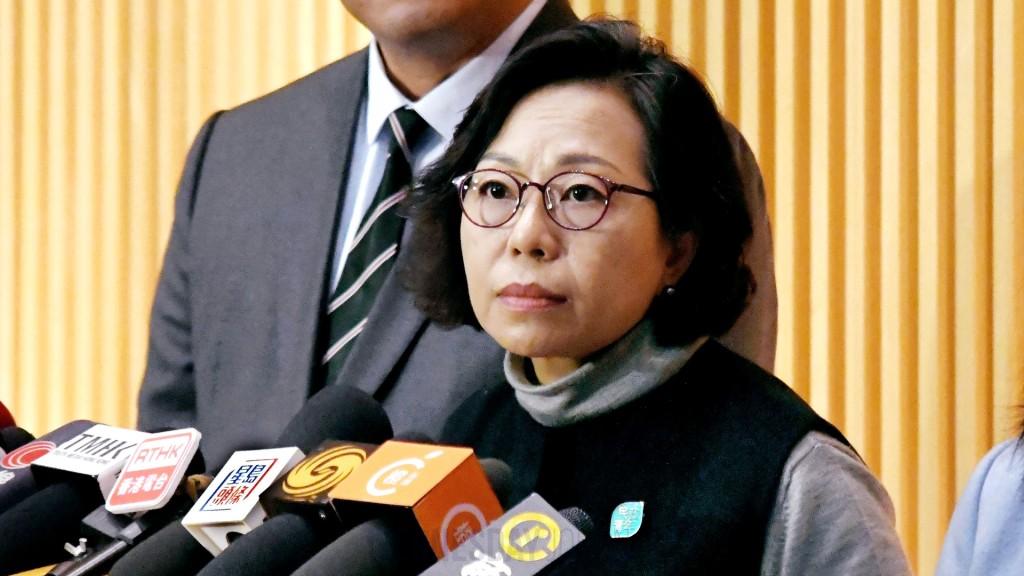 왕푹코트 왕치하우스 주민들, 최소 3~4개월 더 기다려야.jpg