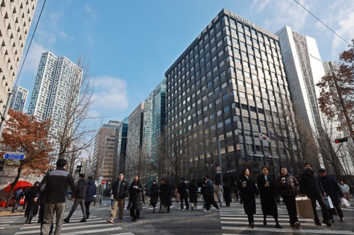 금감원, 홍콩 ELS 판매 증권사 5곳에 과태료 약 30억원.jpg