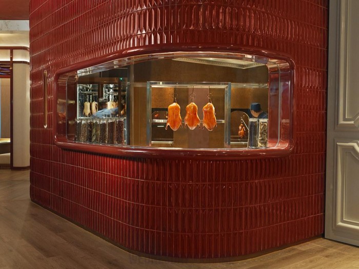 one-duck-lane_duck-kitchen-with-signature-roasted-peking-duck_54979086468_l.jpg