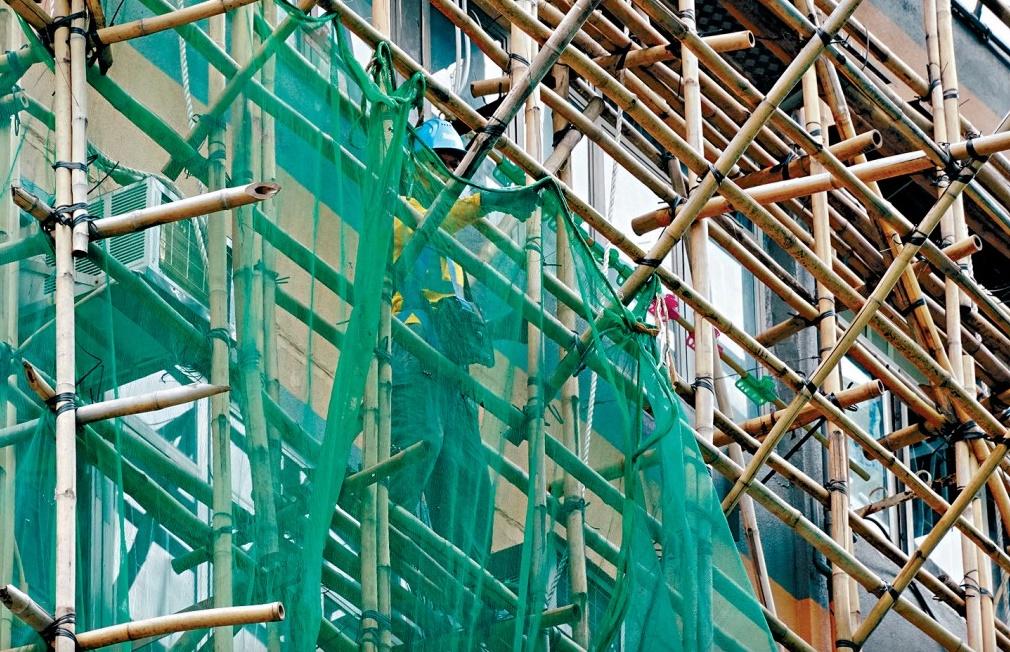 불 안 붙는 그물망만 합격...홍콩 건물 100곳 가림막 재설치.jpg