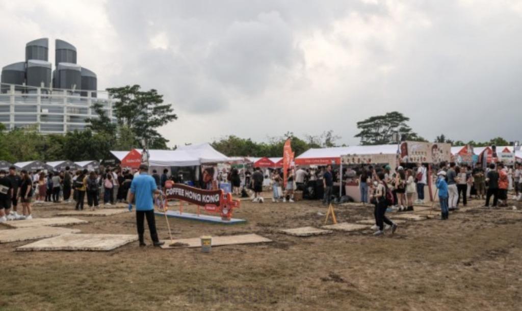 홍콩수요저널_엉망진창 홍콩 커피 축제에 상인들 ‘뿔났다’.jpg