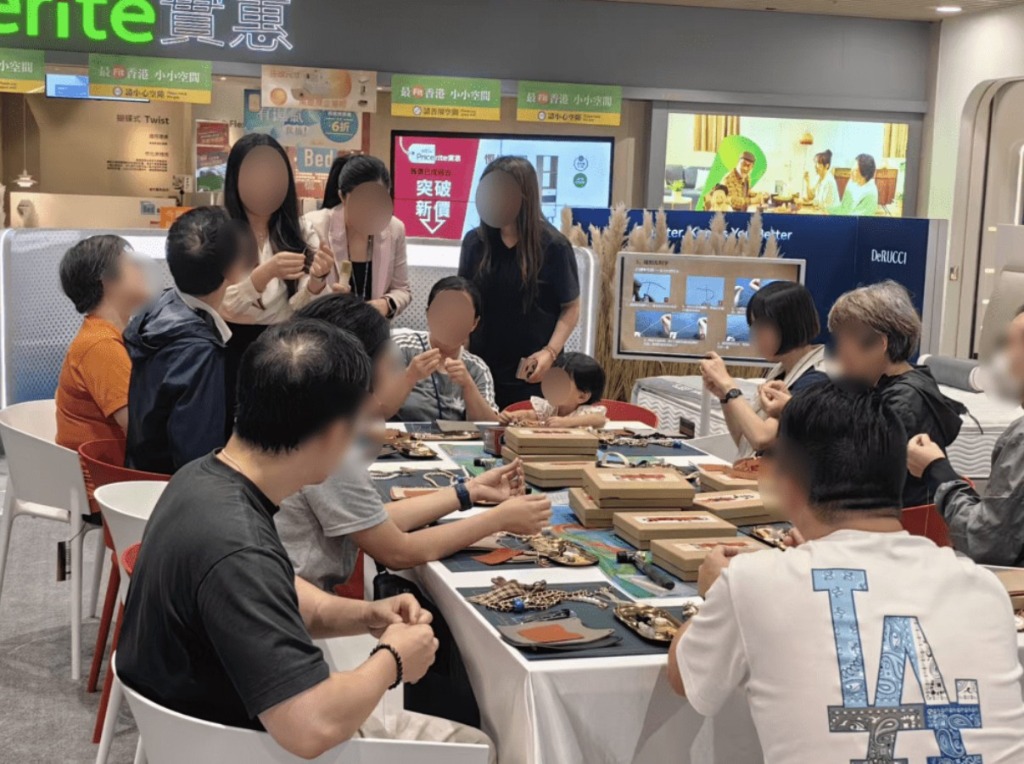 메가박스 침구점서 ‘위장 수사’… 관광 비자로 일하던 중국인 불법 취업자 무더기 체포.jpg