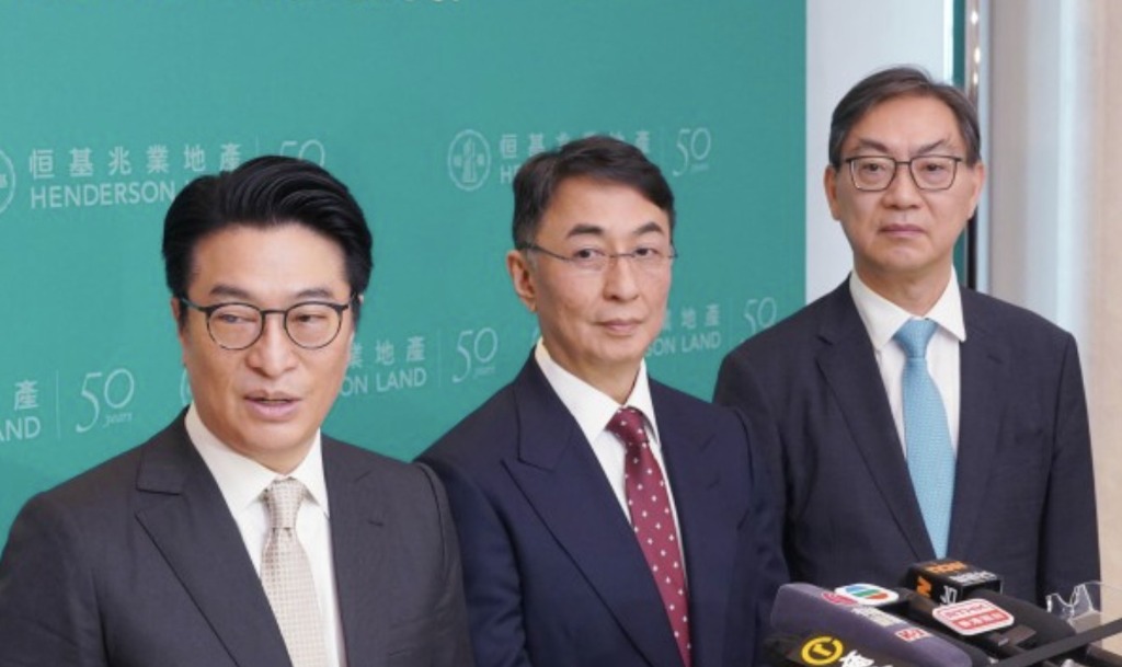 홍콩 부동산 재벌의 폭탄 선언 올해 집값 최대 10% 뛴다.jpg