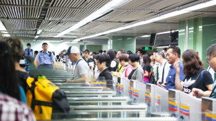단 3일간 660만 명 대이동… 단오절 연휴 홍콩·마카오 국경 