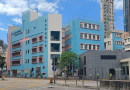 [홍콩뉴스] 초등학교서 교사 4명 폭행한 10세 아들과 발길질한 엄마 동…