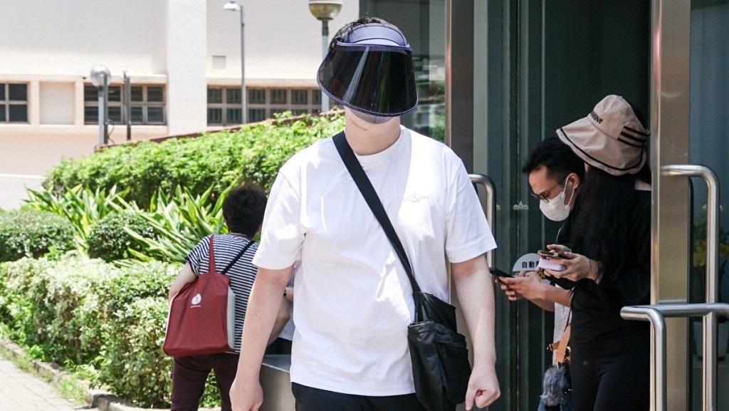 HKUST 본토 출신 대학생, 온라인 '인셀' 게시글 후 살해 협박 혐의 부인.jpg