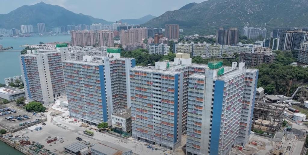 홍콩 간이 공공임대주택, 입주민들 맞이에 분주.jpg