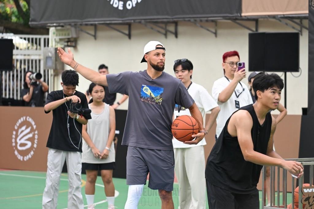 NBA 슈퍼스타 스티븐 커리가 학생들에게 건넨 뜻밖의 이야기.jpg