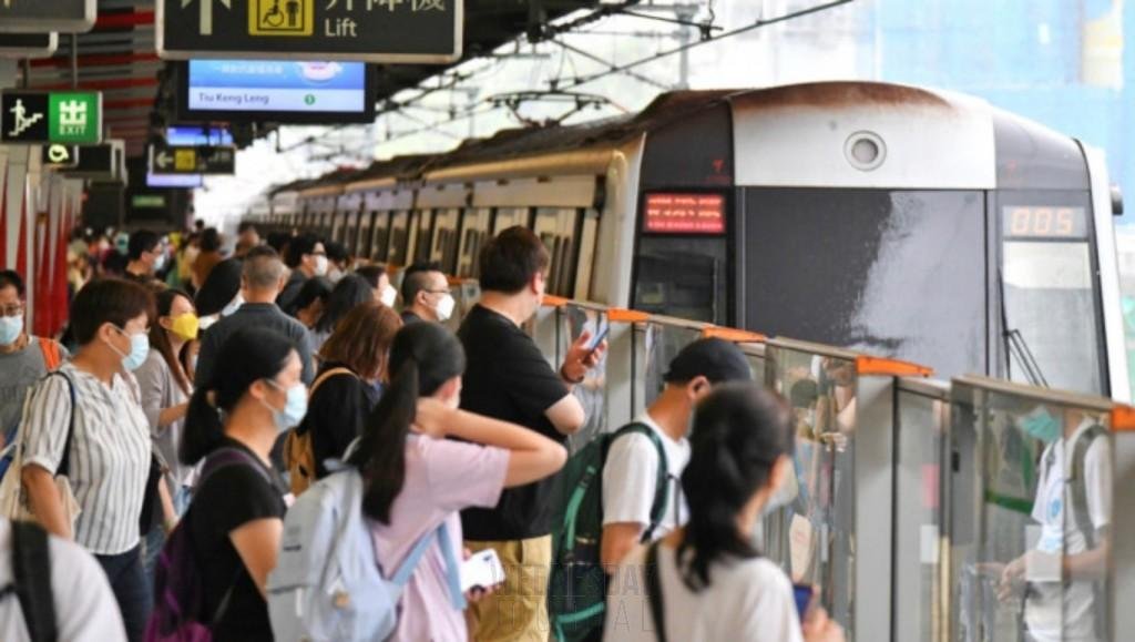 중추절 연휴 끝자락… 홍콩 입경길 교통 대란 주의.jpg