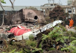 중국·홍콩서 보잉 여객기 잇단 긴급 회항…"기계적 문제"