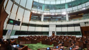 홍콩 입법회 선거 앞두고 '노장' 의원들 줄줄이 불출마 선언