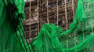 홍콩 건설노조, "공사장 흡연 벌금 15만 홍콩달러는 너무 가혹" 반발