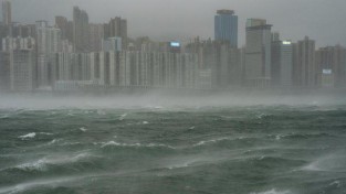 [홍콩뉴스] 홍콩 기상청 “2026년 역대 가장 더운 10년 안에 들 것”... 태풍은 6월부터 본격화