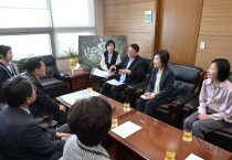 [홍콩뉴스] "한국 인천에서 답을 찾다" 홍콩 정무장관, 인천 글로벌캠퍼스 방문… 북부 신도시 대학도시 모델로 삼아