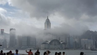 [홍콩날씨] 향후 9일간 습하고 비 내리는 날씨 지속… 최고 기온 29도 육박