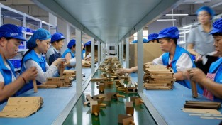 中 6월 제조업 PMI 49.7…미중 관세전쟁 휴전에도 석달째 '수축'