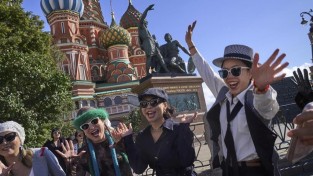 中-러 상호 무비자 입국 허용…중국인 러 관광 급증 전망