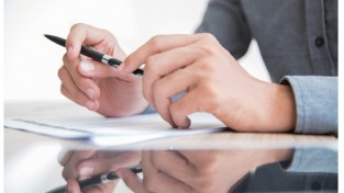 계약서의 벌칙조항과 실효성 [김정용 변호사의 법률칼럼]