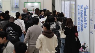 中, 내년 대졸자 1천270만명 '역대 최대'…취업난 우려 고조