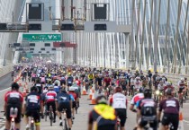 6000명 참여 사이클론, 새로운 코스와 축제 열려