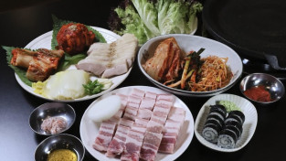 五花腩配鹽味紫菜包飯！「三三骨湯」推出特色新菜式 吸引港人與在港韓人