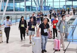 [홍콩뉴스] 홍콩공항, 4월 여객 567만 명 돌파…환승객이 견인