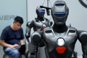 中선전에 세계 최초 로봇 매장…"임대•주문제작도 가능"