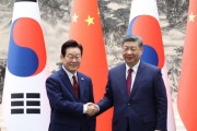 李대통령, 시진핑과 90분 대좌…협력강화•한반도평화 논의