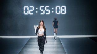 [홍콩한인] 주홍콩총영사관, ‘센터스테이지 2026’서 K-패션 세계화 앞장… 네트워킹 오찬 및 패션쇼 성료