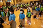 홍콩 마스크 의무 해제 후 어린이 RSV·수족구병 증가