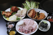 오겹살과 소금김밥의 만남! 삼삼뼈국, 이색 신메뉴로 홍콩 교민 입맛 유혹