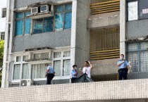 새 학기 이틀째 교복 입은 10대 소년 사망