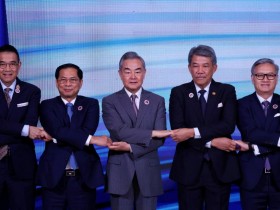中외교, '관세폭탄' 맞은 아세안에 "함께 아시아 부흥시키자"
