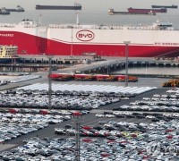 "中 올해 '0㎞ 중고차' 50만대 수출…당국, '묻지마 수출' 제동"