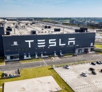 "테슬라, 美 생산 전기차에 중국산 부품 전면 배제 추진"