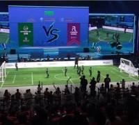 中서 첫 휴머노이드 로봇 축구대회…"5∼6세 어린이 운동 실력"